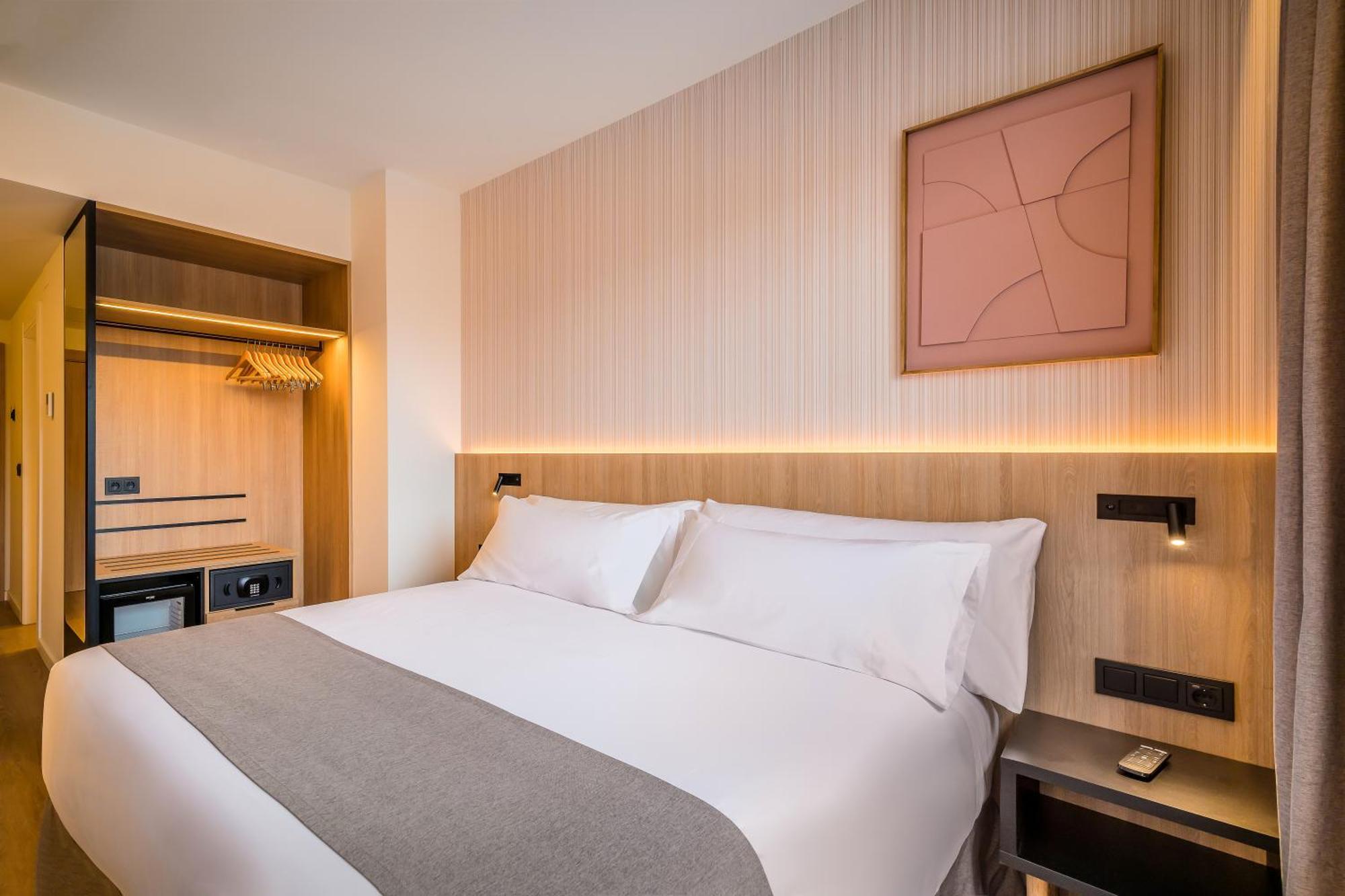 Hotel Occidental Pamplona Esterno foto