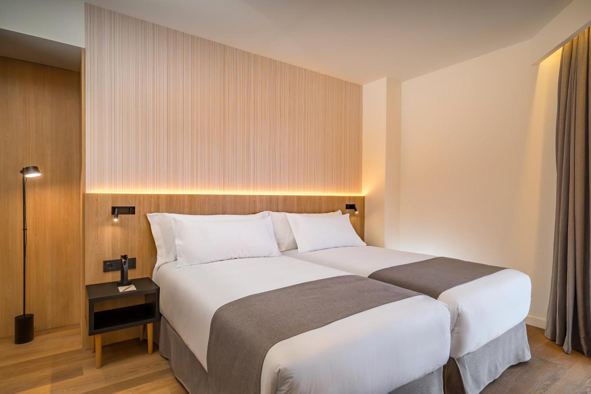 Hotel Occidental Pamplona Esterno foto