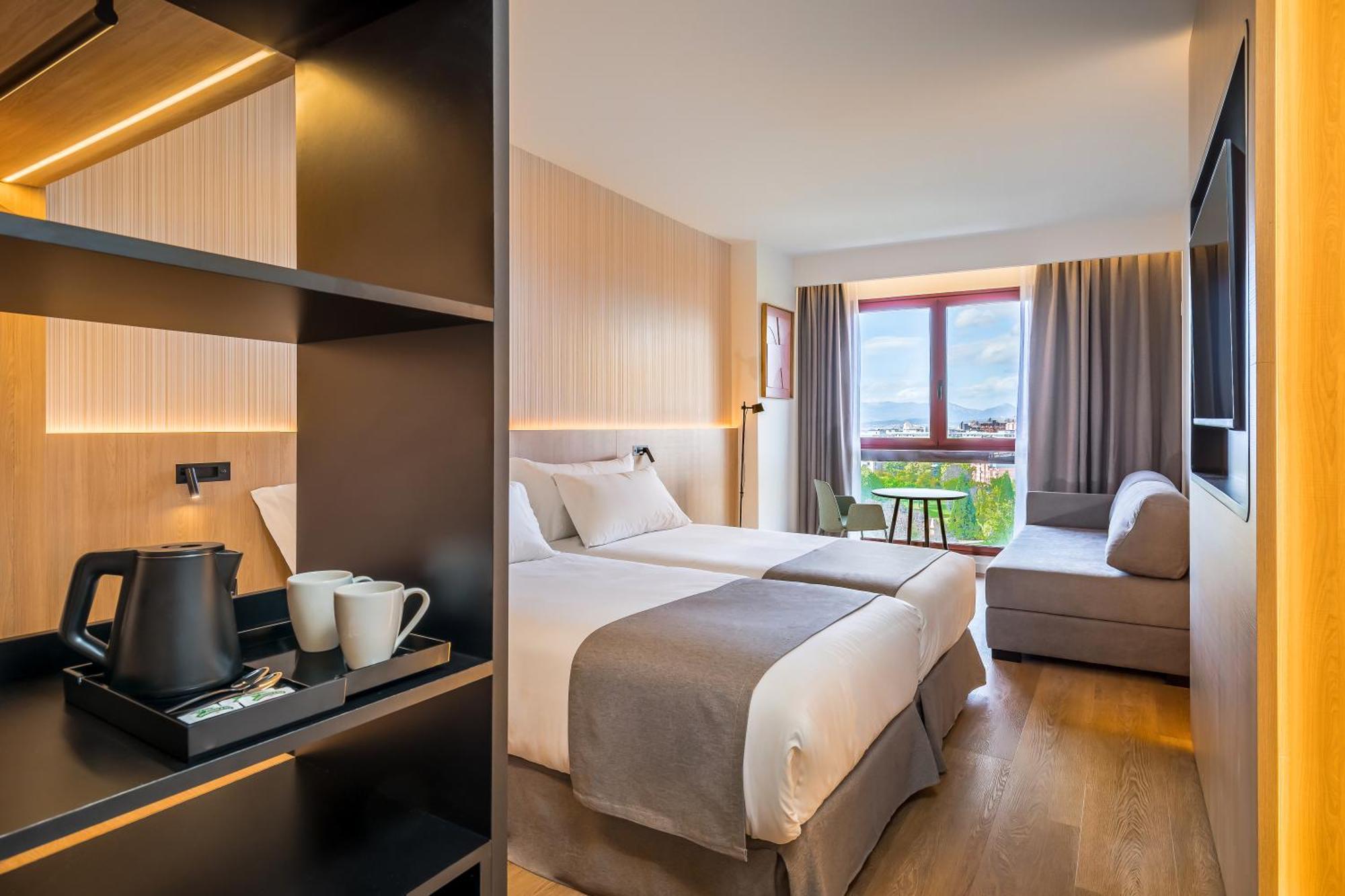 Hotel Occidental Pamplona Esterno foto