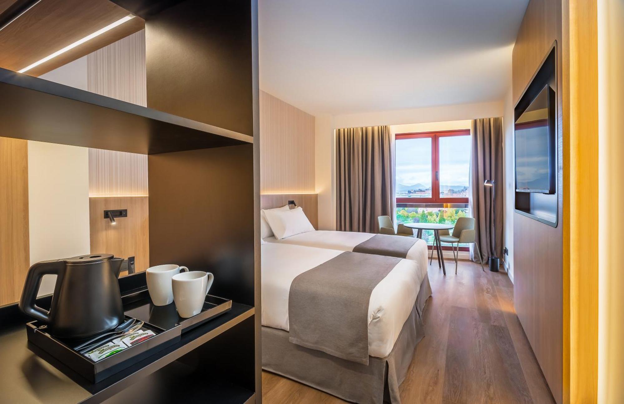 Hotel Occidental Pamplona Esterno foto