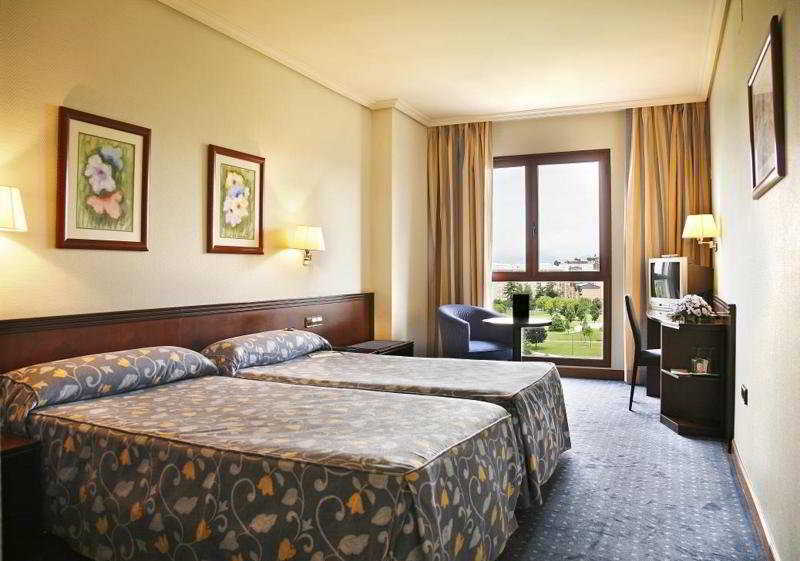 Hotel Occidental Pamplona Camera foto