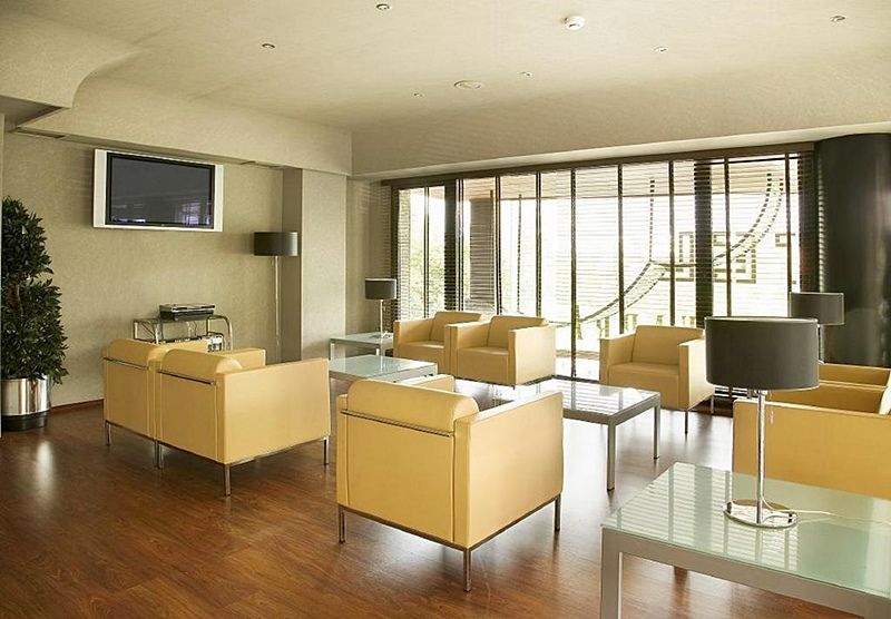 Hotel Occidental Pamplona Esterno foto
